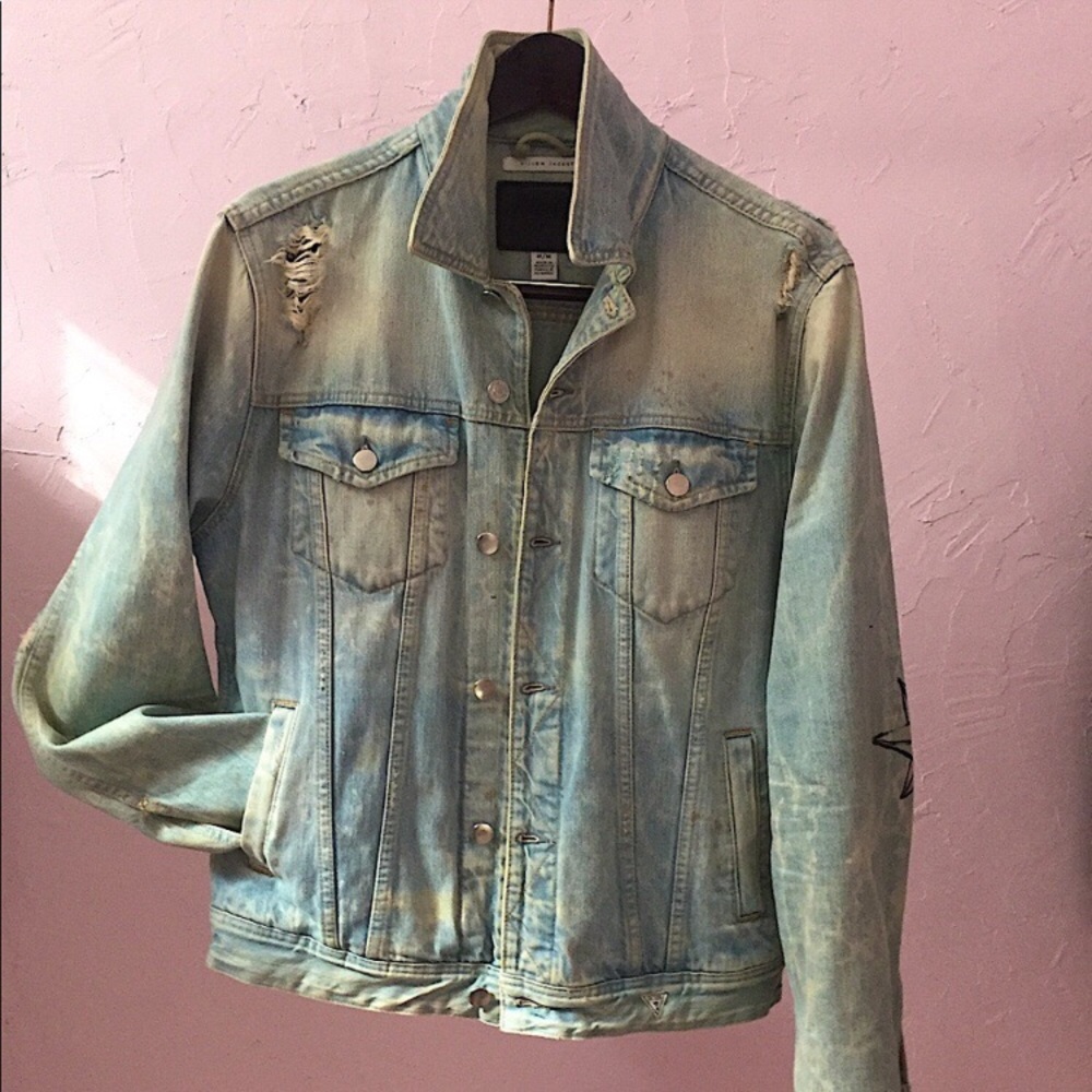 Guess Denim Rose Jean Jacket Acid Wash Patchwork Paintings Skull Compass Blood - Picture 4 of 12